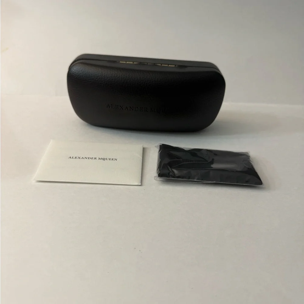 New Authentic MCQ Alexander McQueen Glasses Hard Clamshell Case Cleaning Cloth